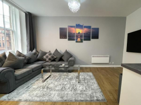 Exquisite 2BR Flat near Central Train Station Glasgow